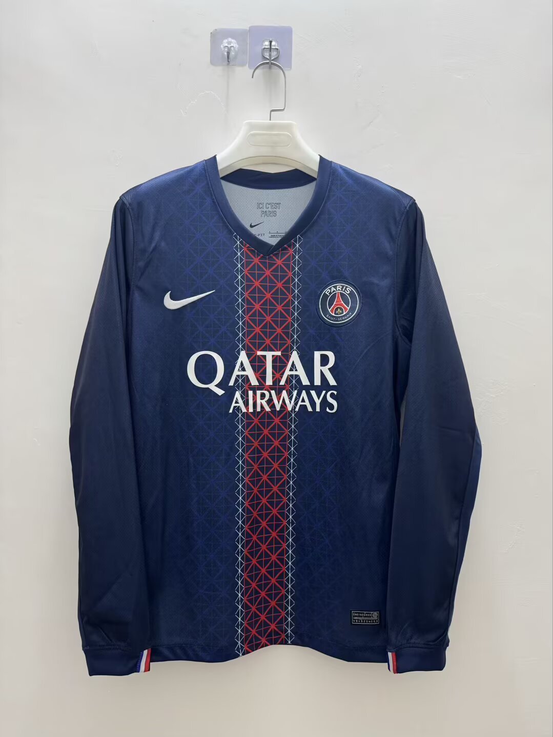 AAA Quality Paris St Germain 25/26 Home Long Soccer Jersey